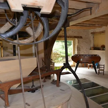Le Moulin De Garreau